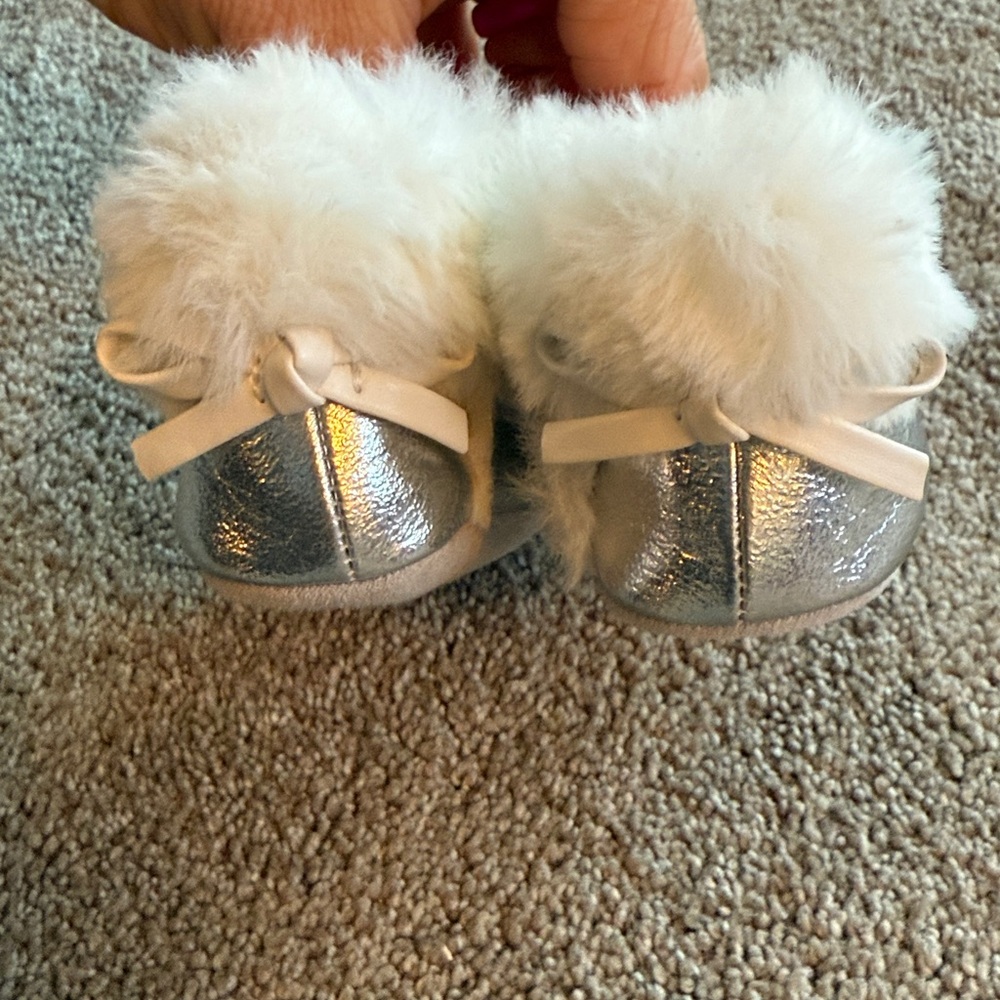 Janie & Jack Silver & White Fur Baby Booties